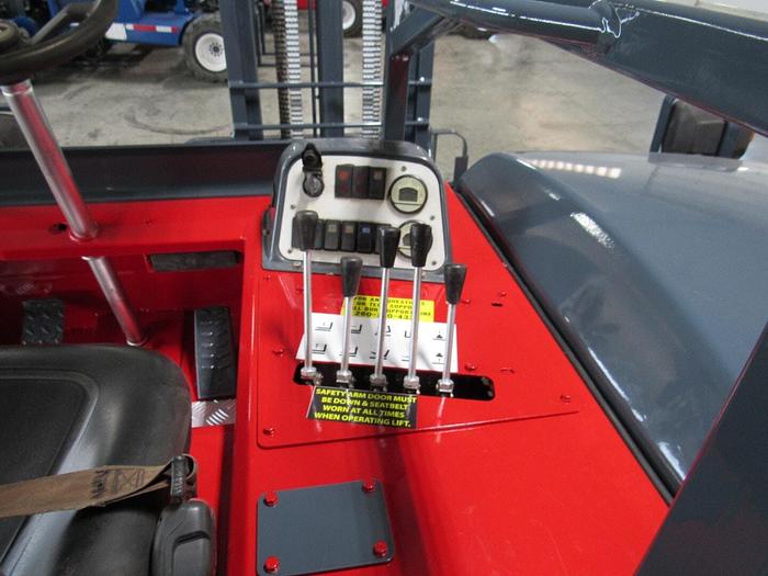 Used 2014 Moffett M55