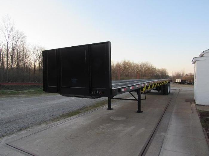 Used 2016 Great Dane Trailers 45' X 102" Flatbed Moffett Trailer