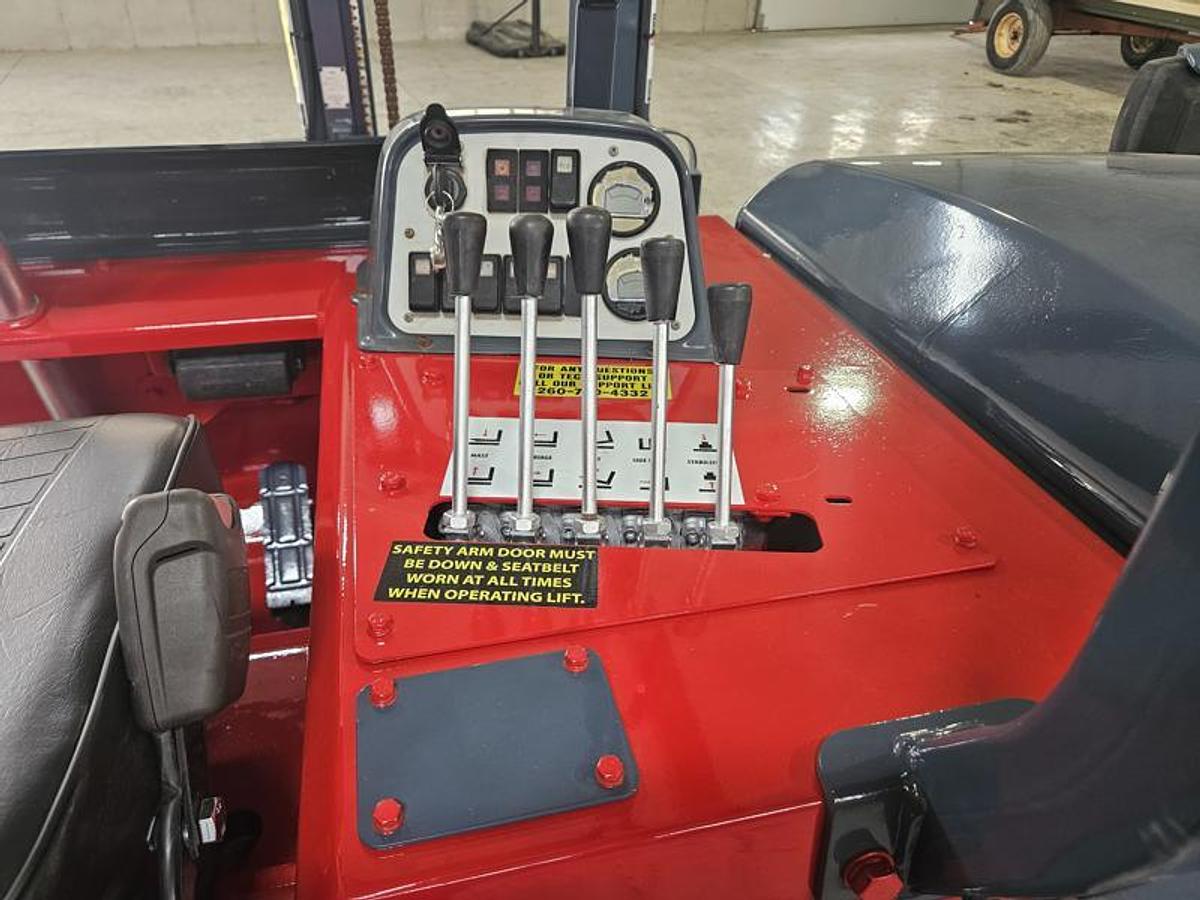 Used 2015 Moffett M5 50.3