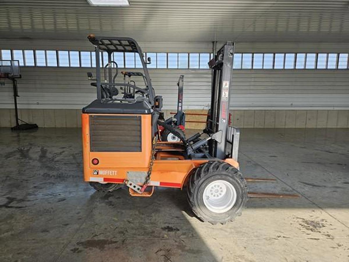 Used 2016 Moffett M8 55.3