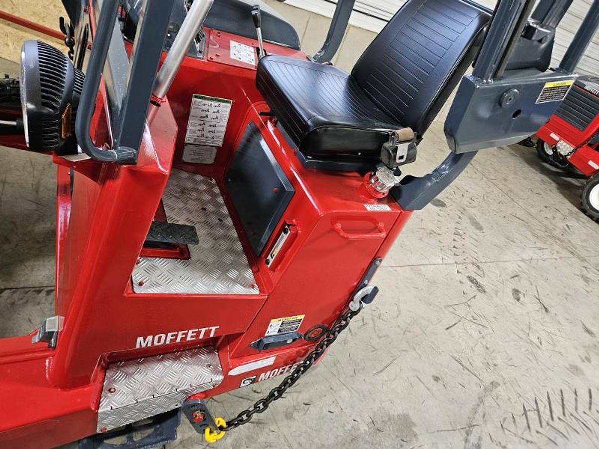 Used 2008 Moffett M55.P