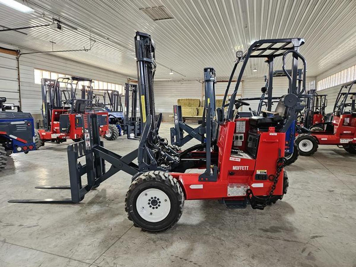 Used 2019  Moffett M5 50.4PNX  4 Way