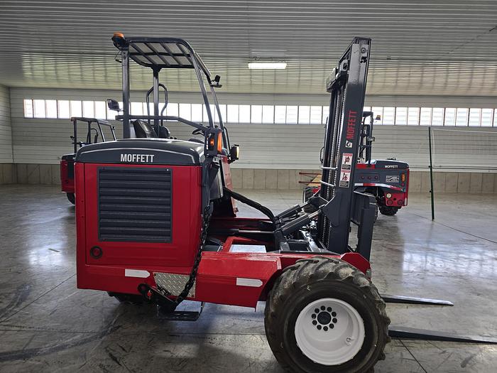 Used 2016 Moffett M8 55.3