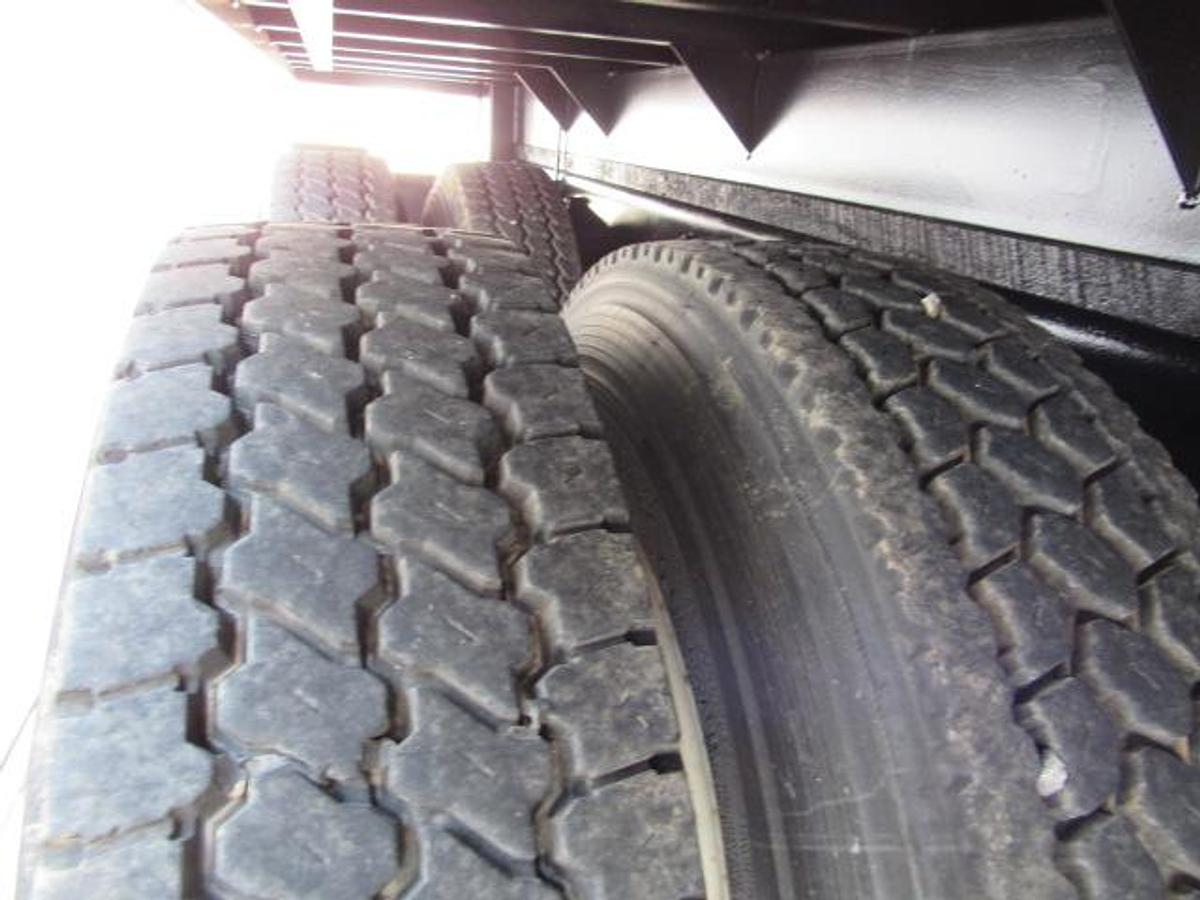 Used 2022 Freightliner M2 106