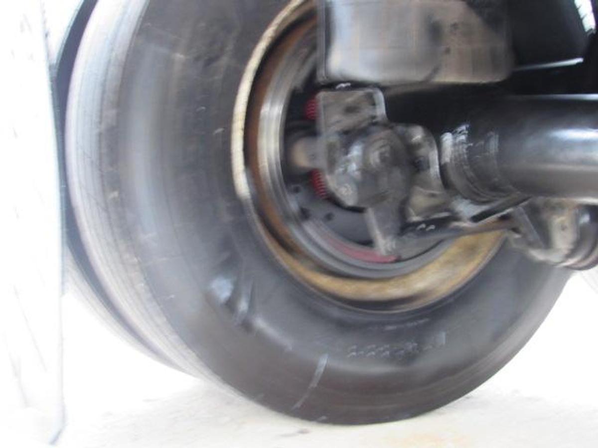 Used 2015 Utility 48' X 102 Princeton/Moffett Trailer