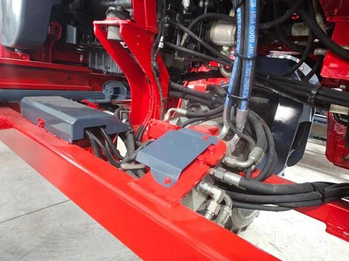 Used 2015 Moffett M8 70.3