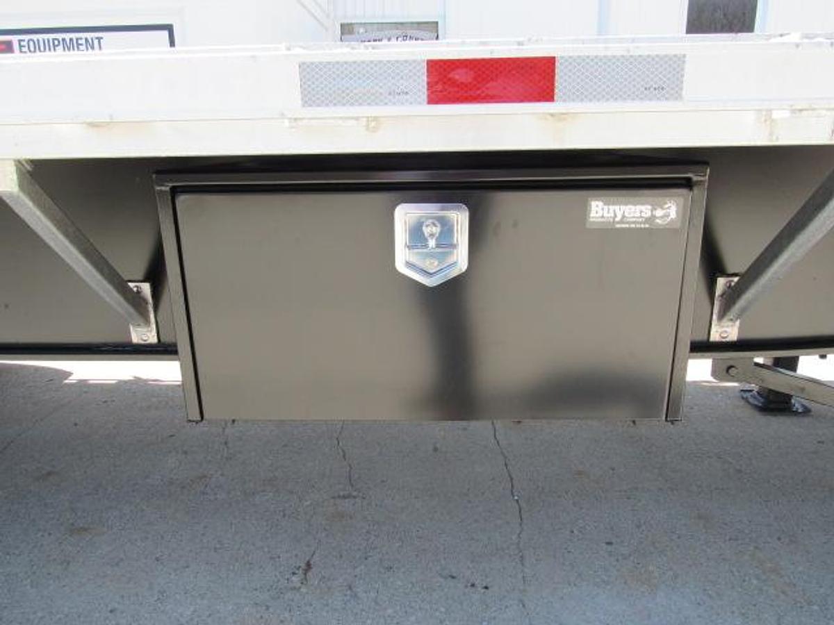 Used 2016 Utility 36' 6" X 102 Alum Combo Princeton/Moffett Trailer