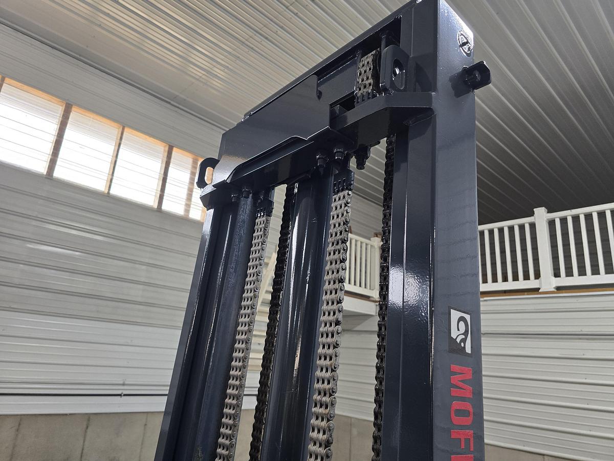 Used 2012 Moffett M50.4 4 Way