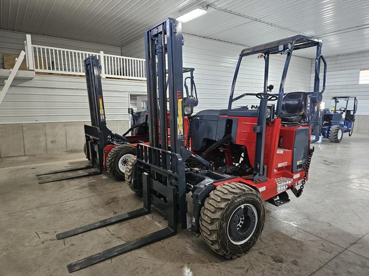 Used 2019 Moffett M8 55.4 4 Way