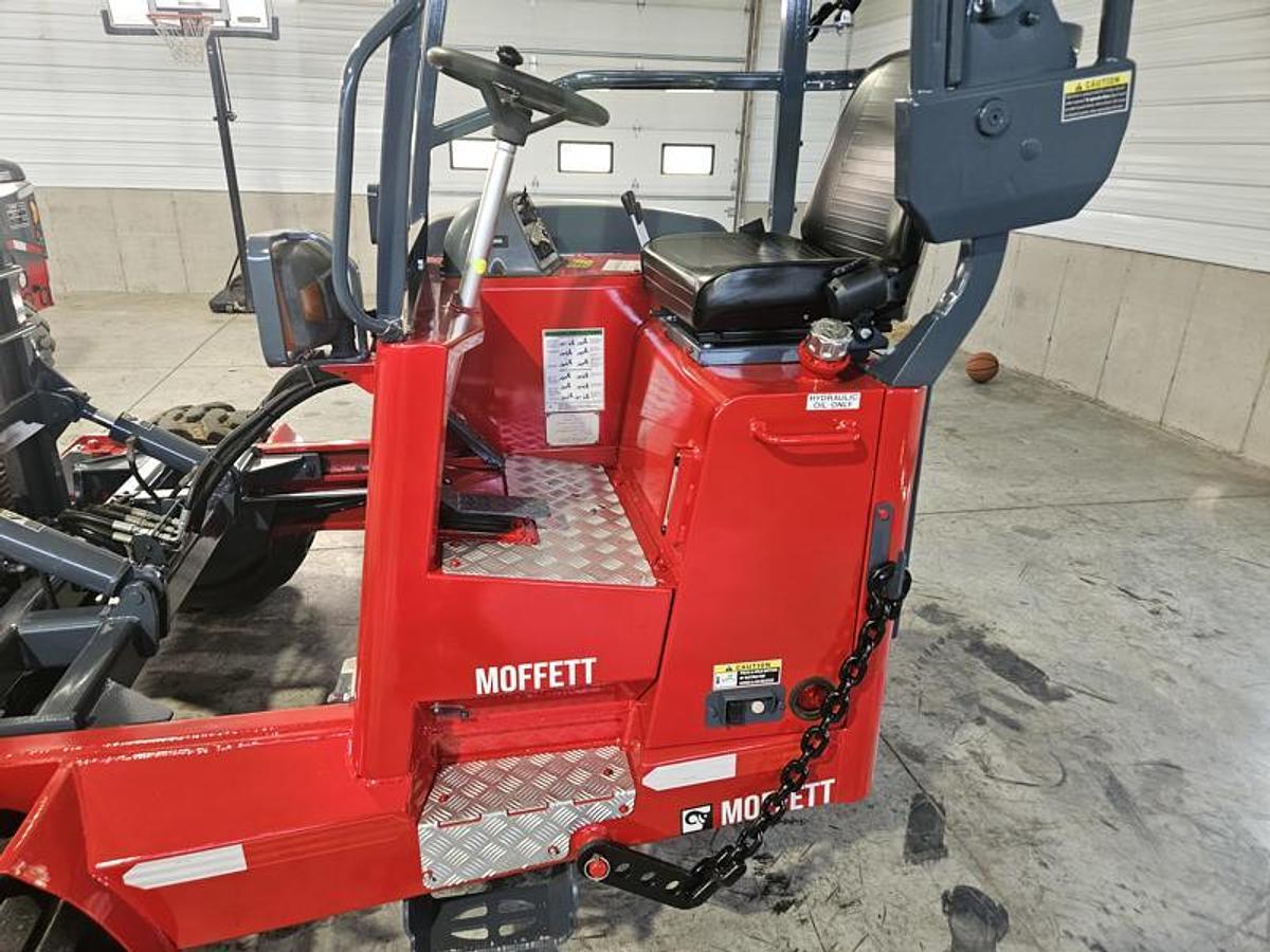 Used 2014 Moffett M55
