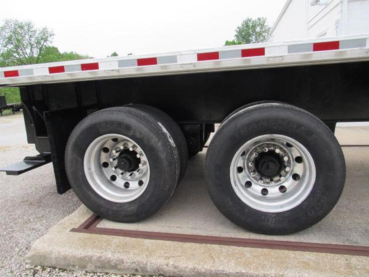 Used 2014 Great Dane Trailers  36' 6" X 102" Aluminum Combo Flatbed Moffett Trailer