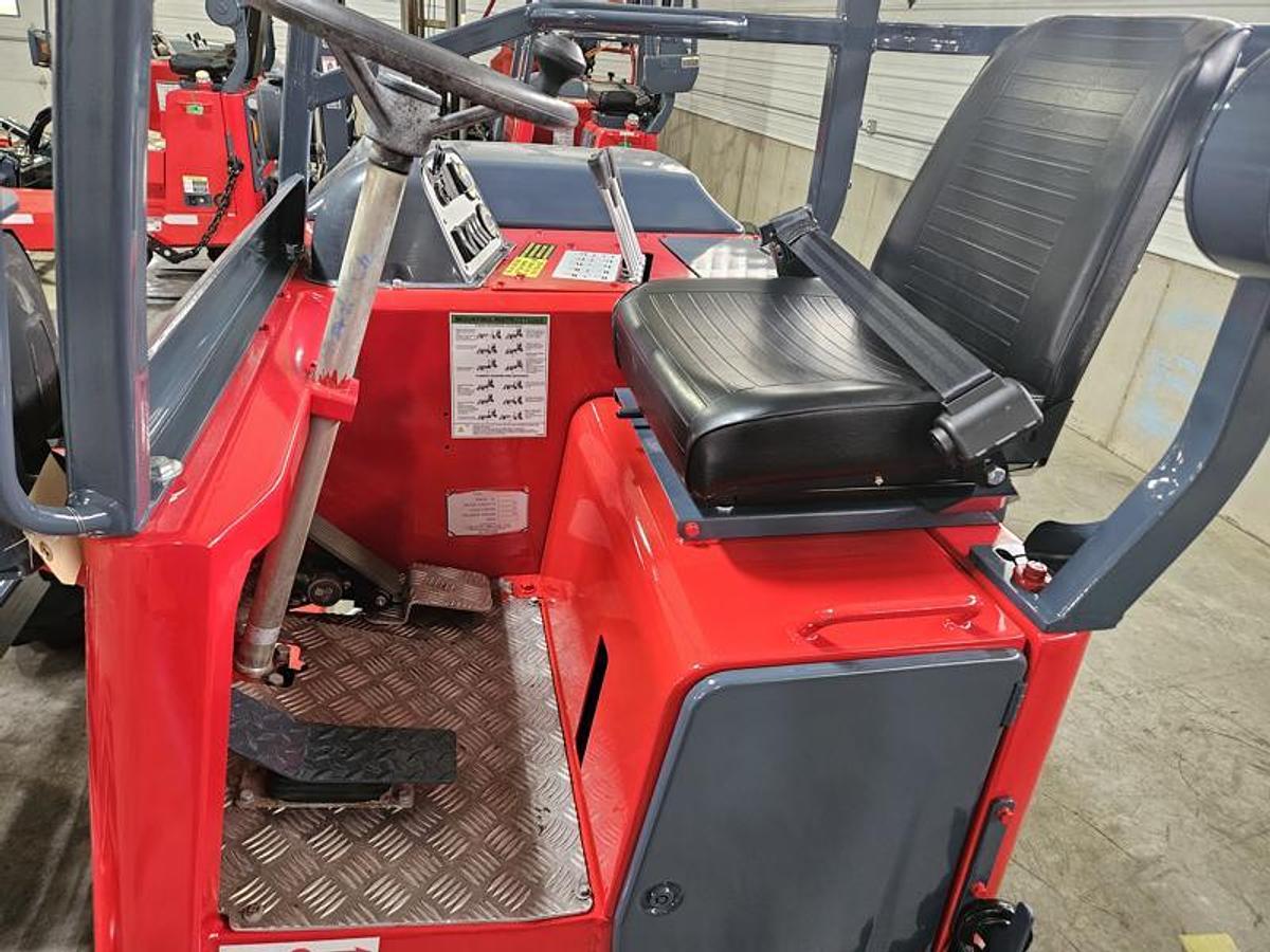 Used 2019 Moffett M8 55.3NX