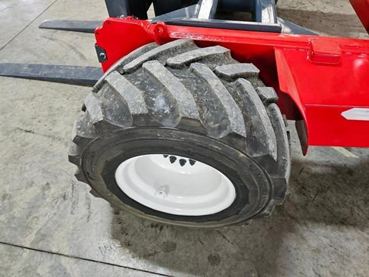 Used 2013 Moffett M70