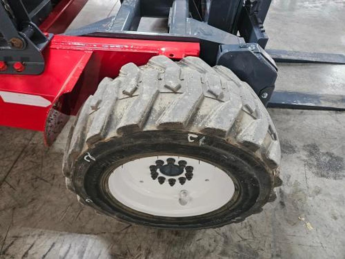 Used 2015 Moffett M8 55.4  4 Way