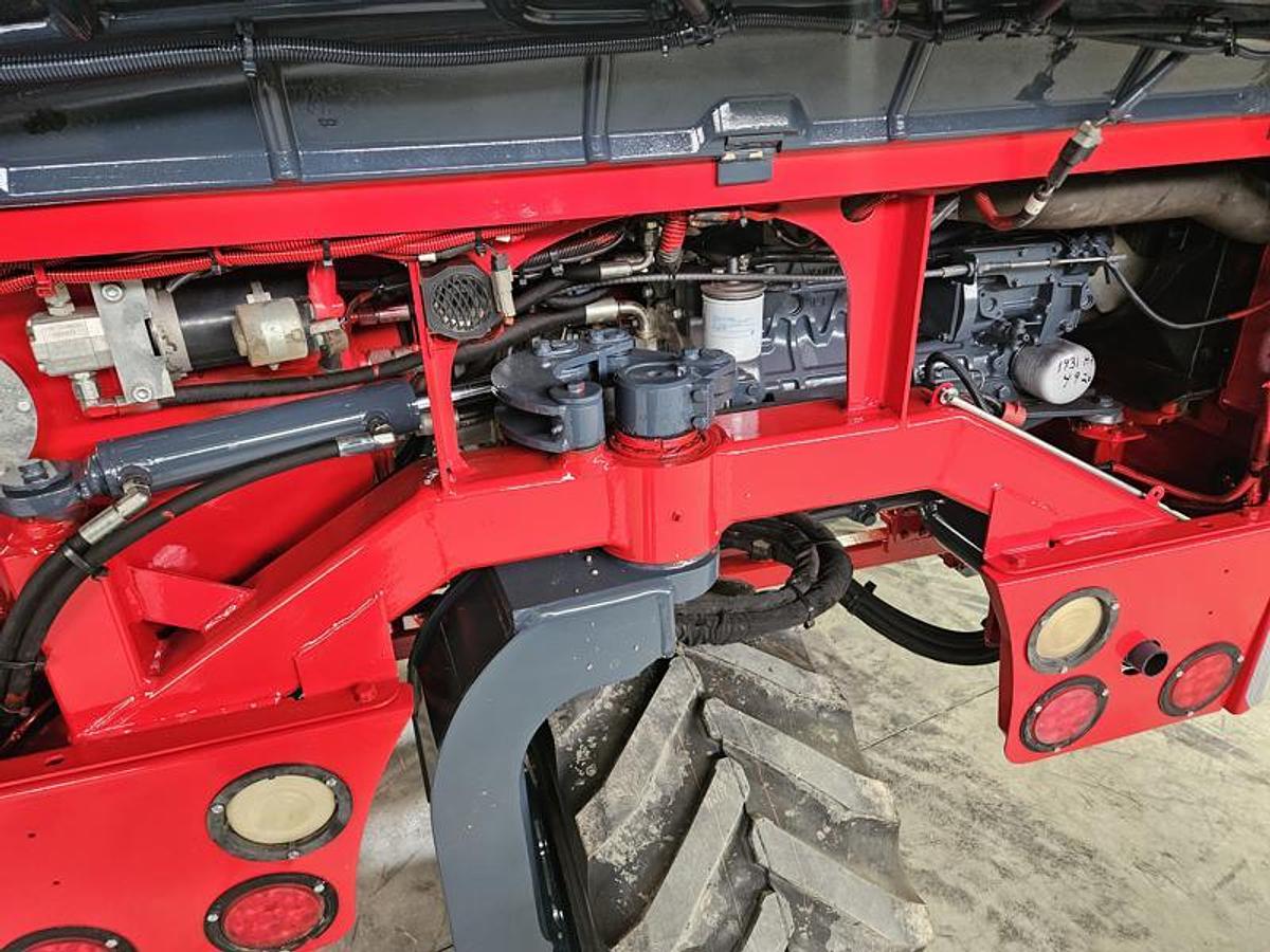 Used 2014 Moffett M55