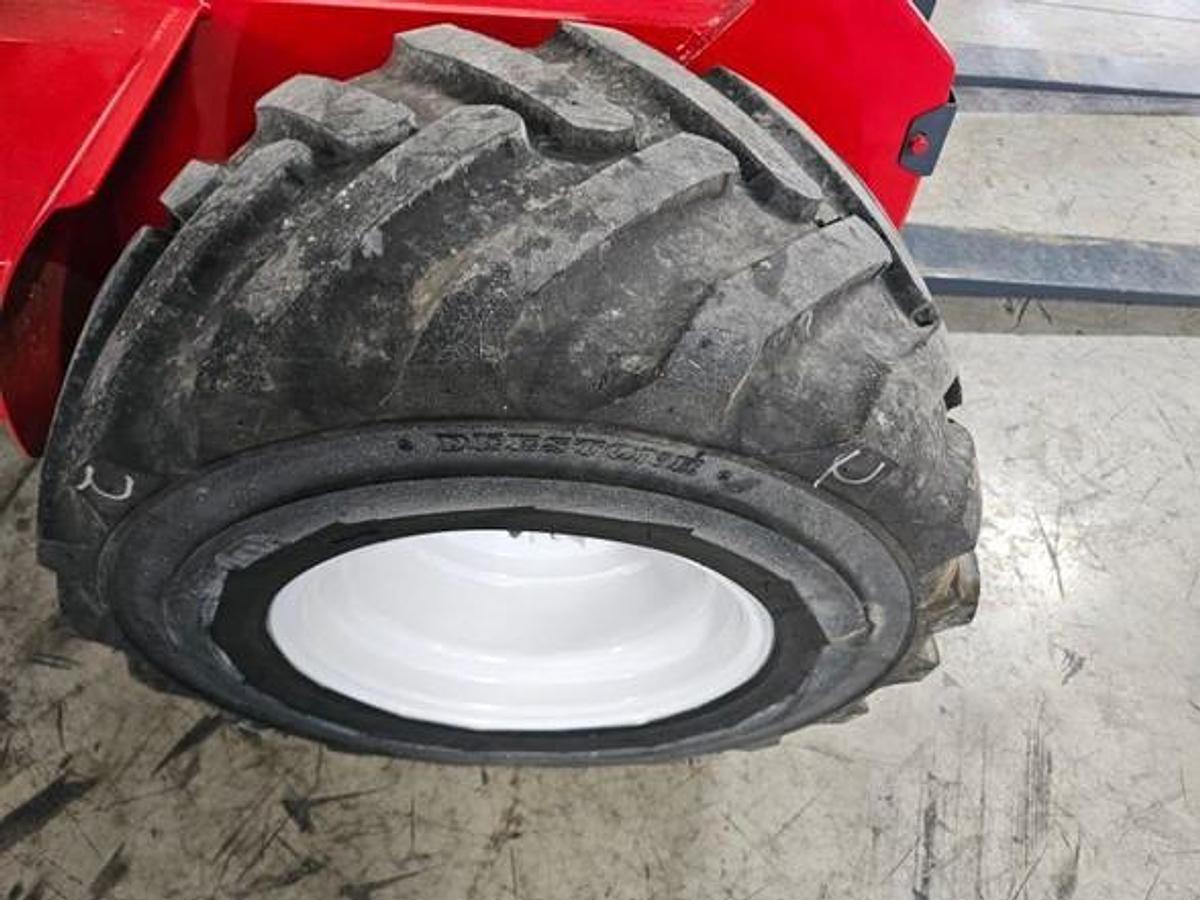 Used 2015 Moffett M8 55.3