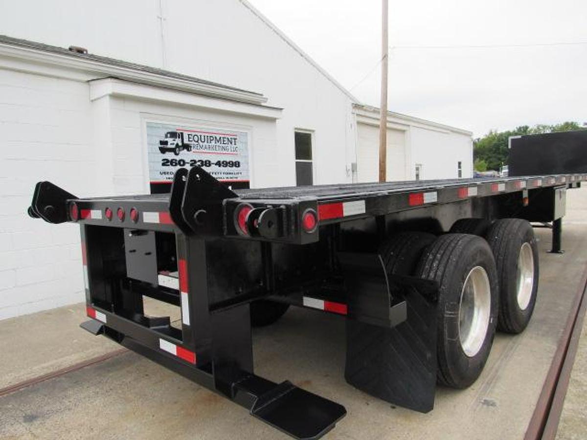 Used 2015 Utility 36 6 X 102 Moffett Trailer