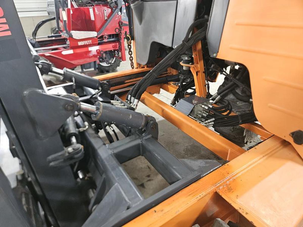 Used 2016 Moffett M8 55.3