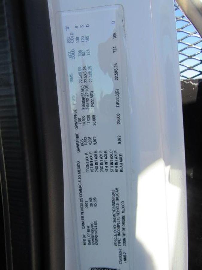 Used 2022 Freightliner M2 106