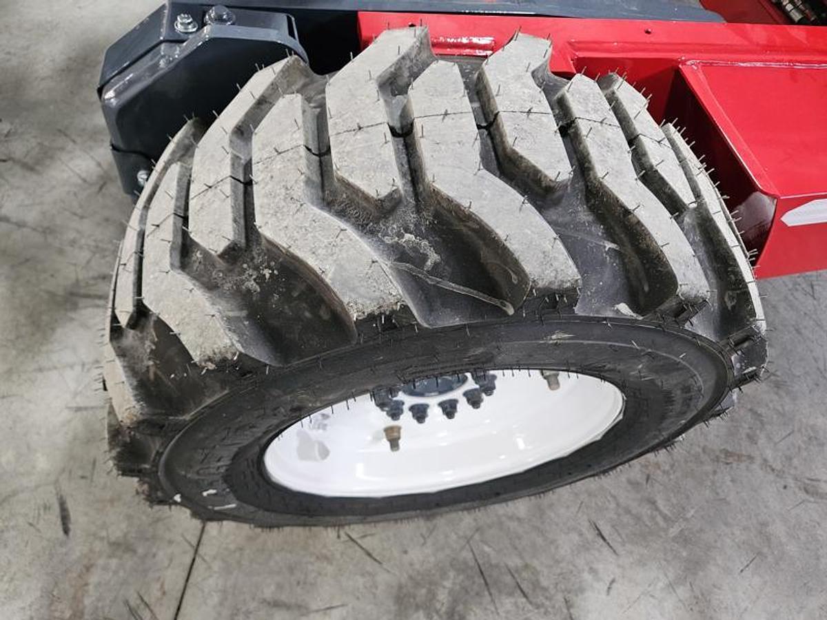 Used 2019  Moffett M5 50.4PNX  4 Way
