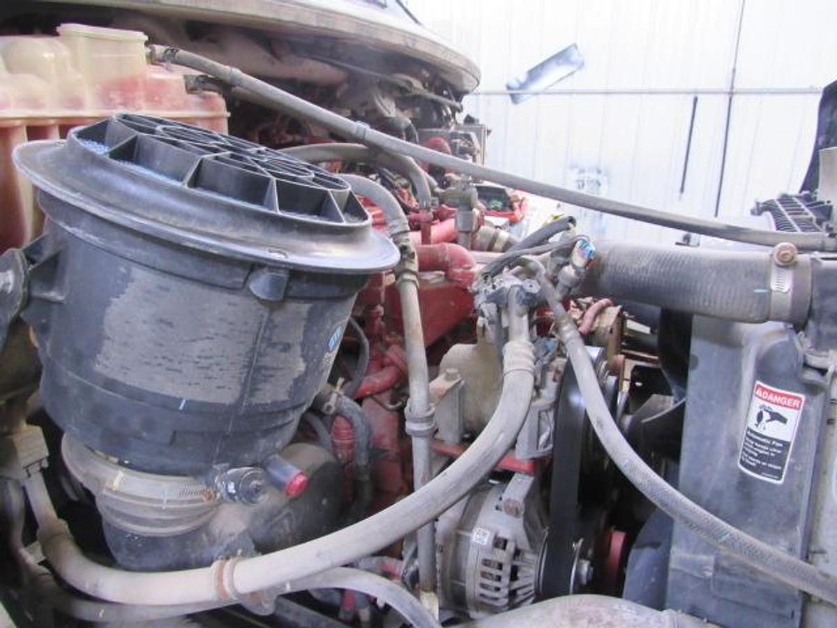 Used 2020 Freightliner M2 106