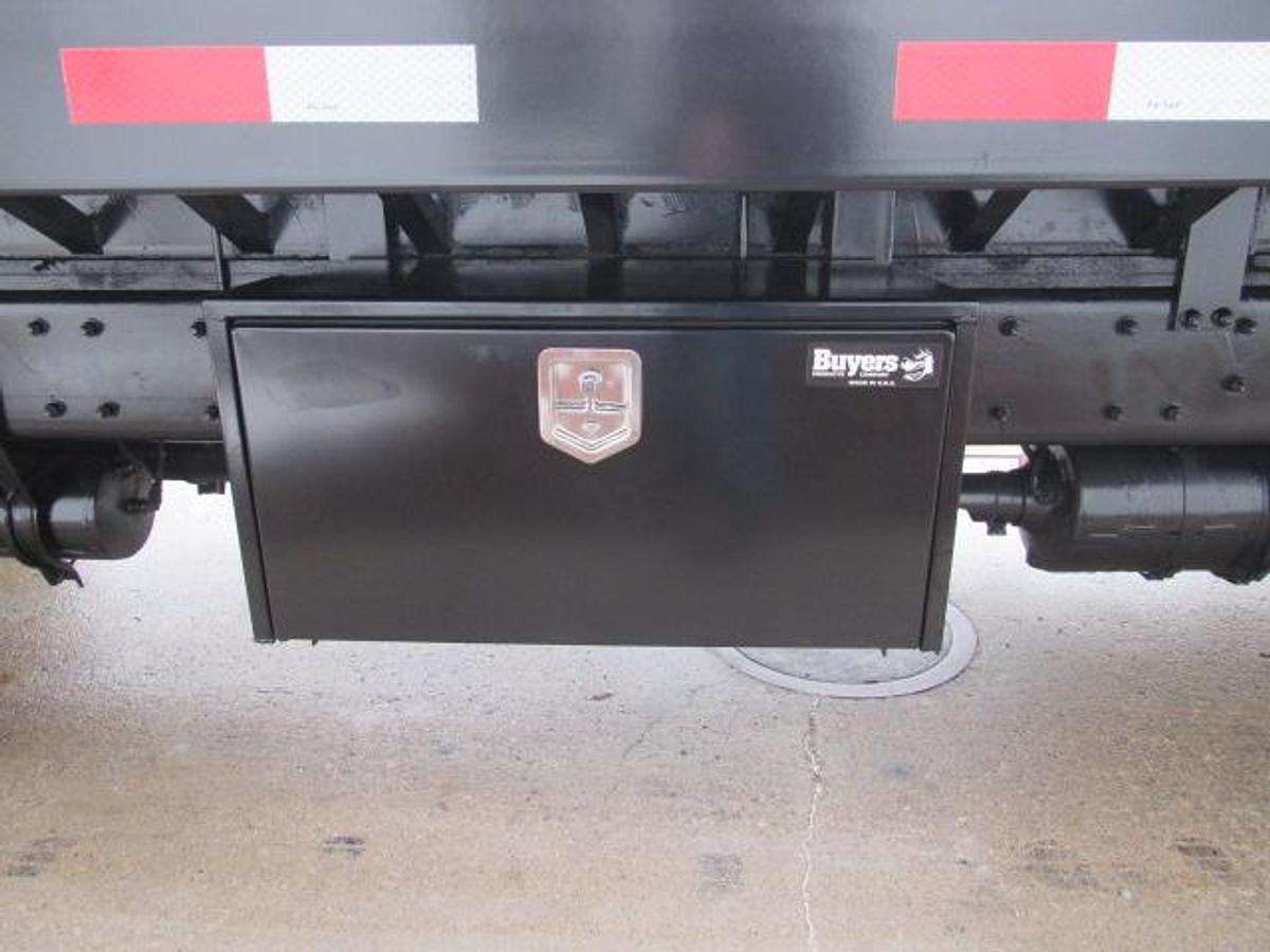 Used 2020 Freightliner M2 106