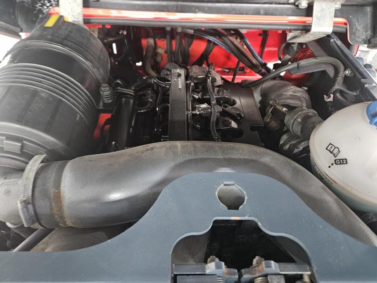 Used 2014 Moffett M70