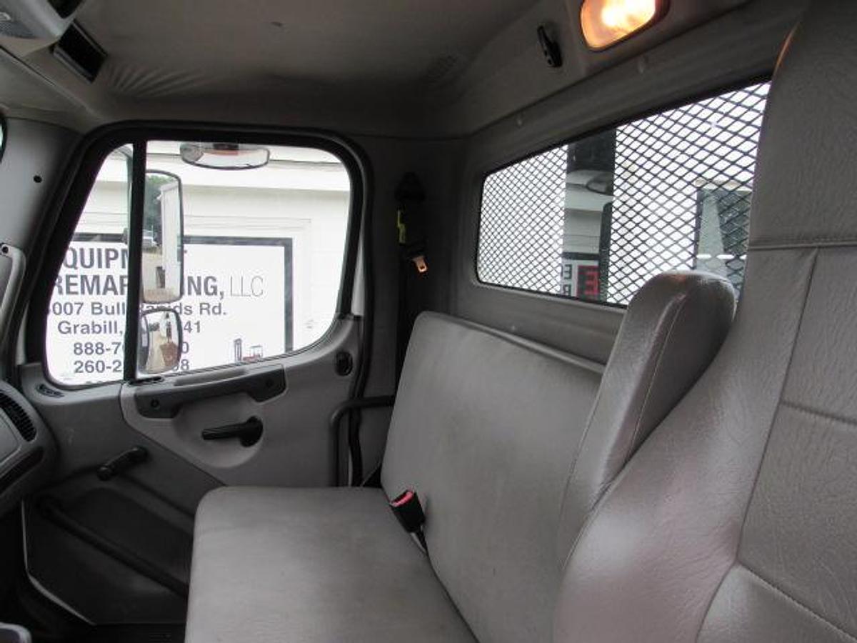 Used 2021 Freightliner M2 106