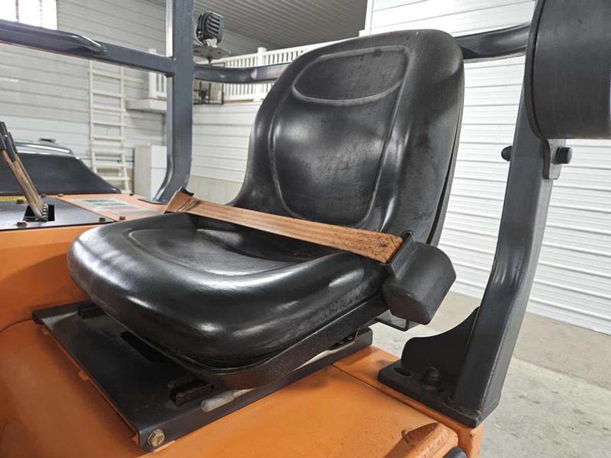 Used 2016 Moffett M8 55.3