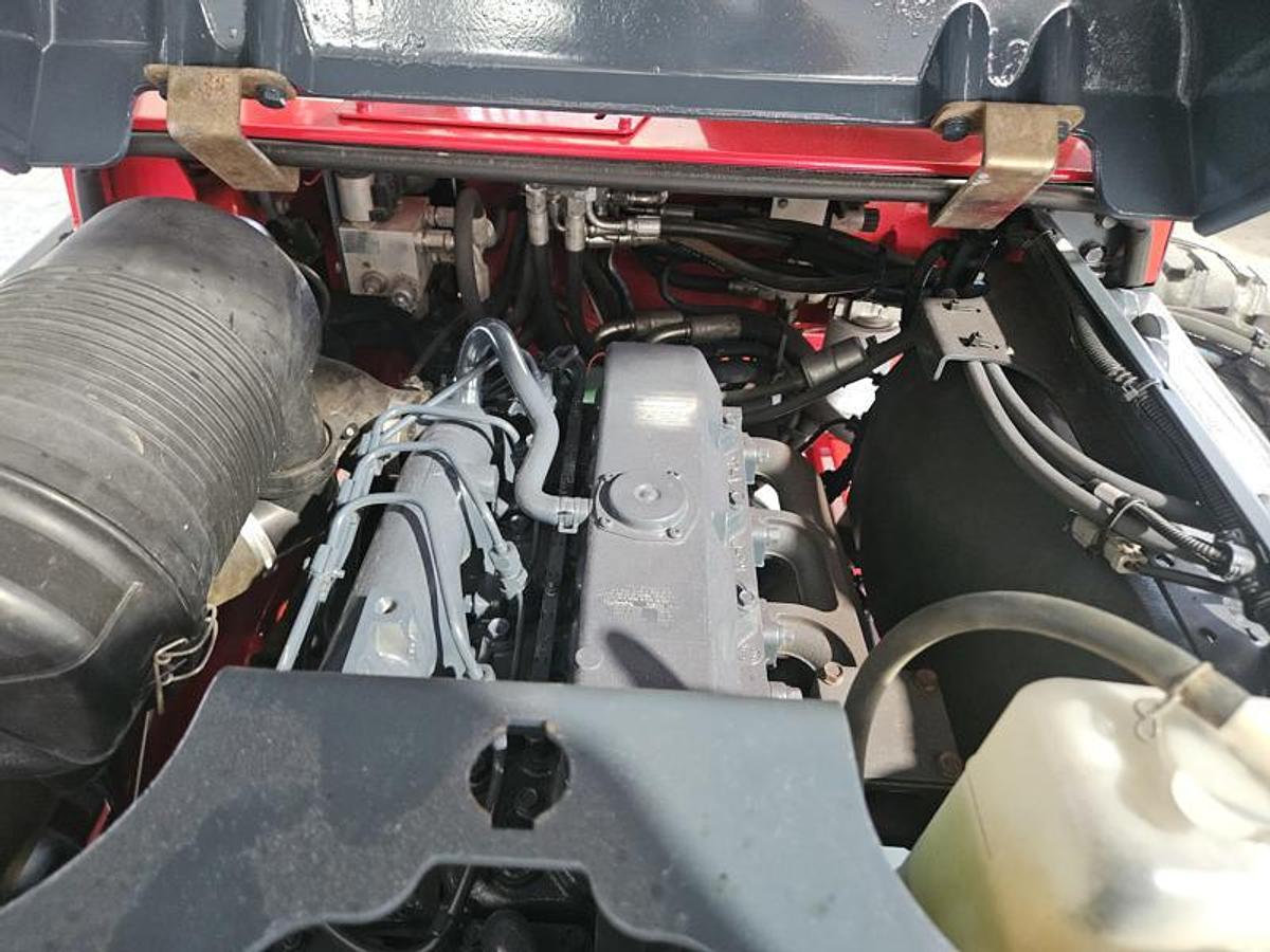 Used 2014 Moffett M55