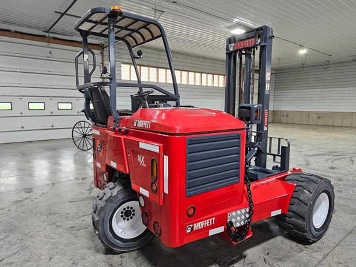 Used 2015 Moffett M8 55.4  4 Way