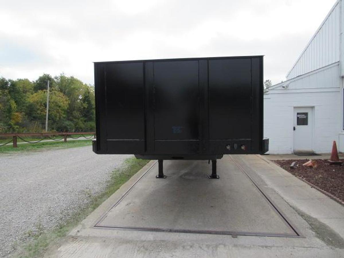 Used 2016 Great Dane Trailers 48' X 102" Flatbed Moffett Trailer