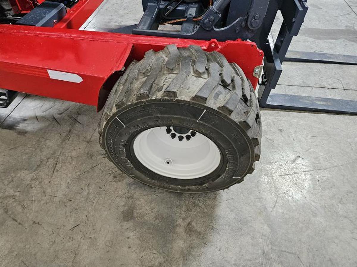 Used 2008 Moffett M55.P