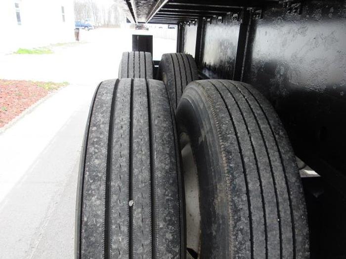 Used 2015 Great Dane Trailers 48' X 102" Flatbed Moffett Trailer