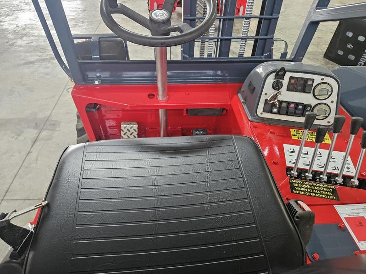 Used 2014 Moffett M55