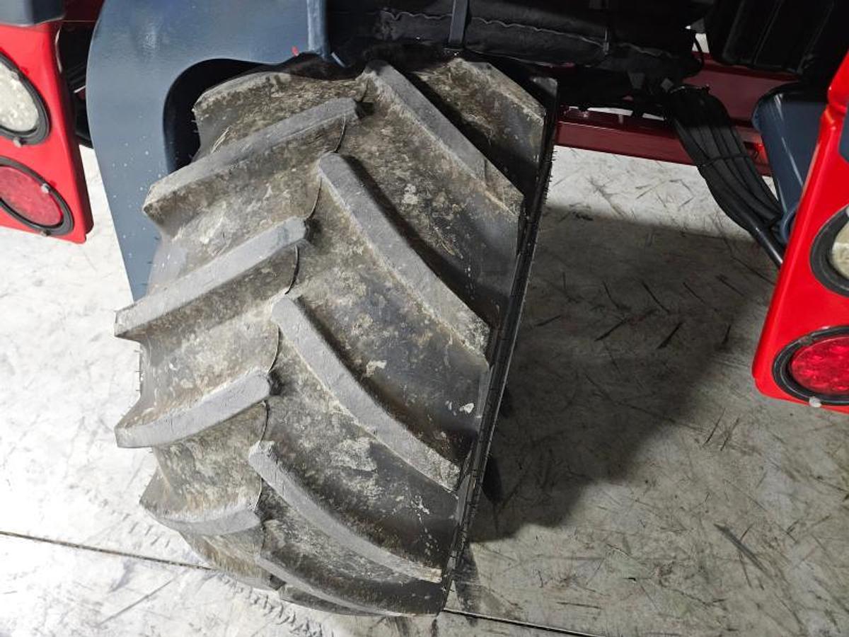 Used 2016 Moffett M8 55.3