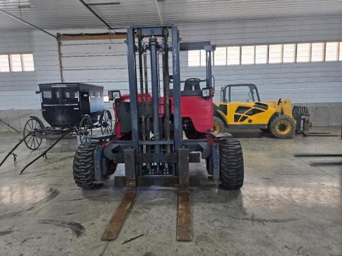 Used 2016 Moffett M8 55.4  4 Way