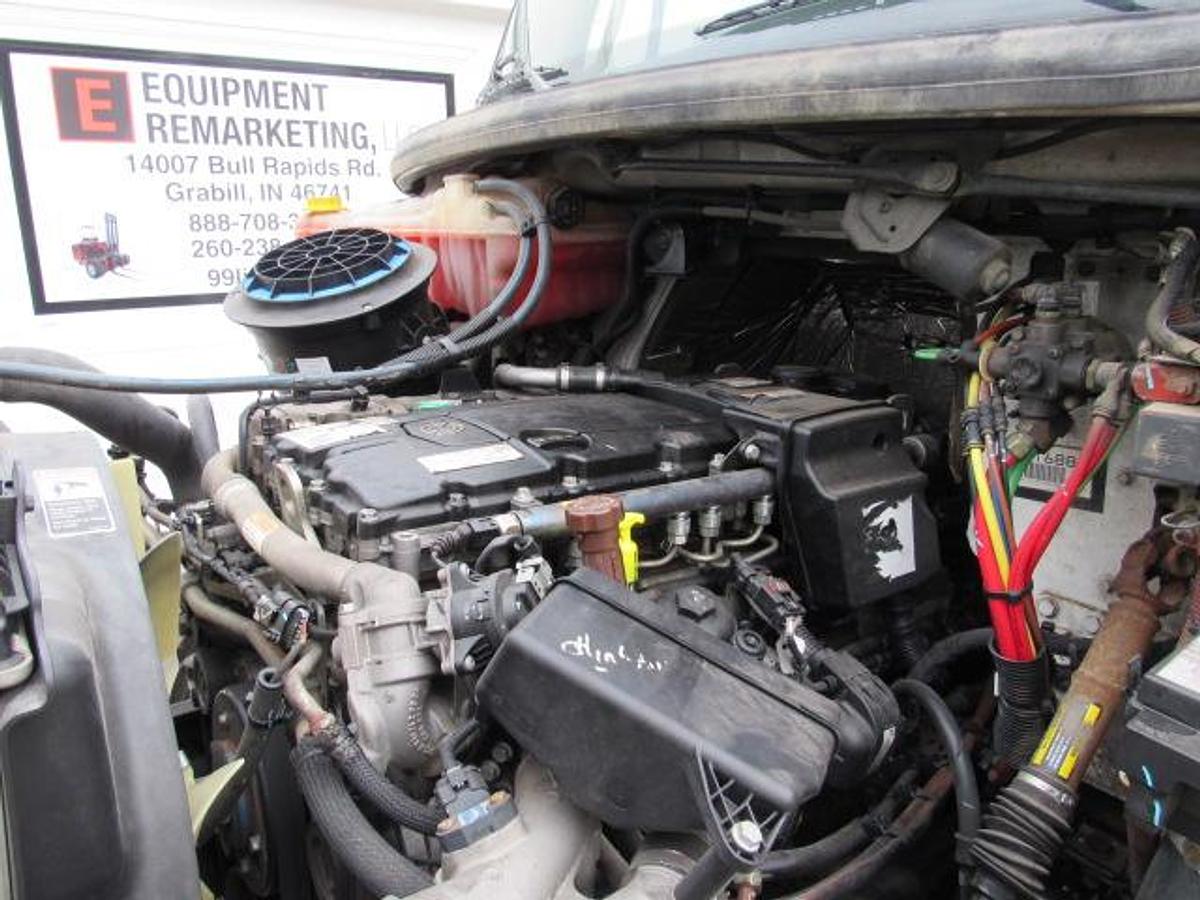 Used 2021 Freightliner M2 106