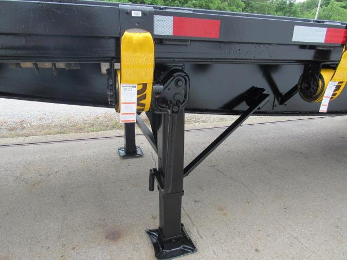 Used 2015 Great Dane Trailers 35' 10" X 102" Flatbed Moffett Trailer
