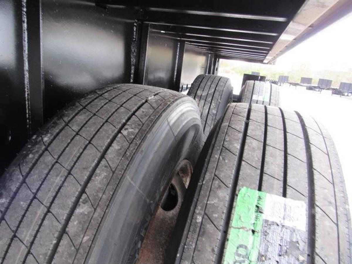 Used 2011 Utility 48' X 102 Alum Combo Princeton/Moffett Trailer