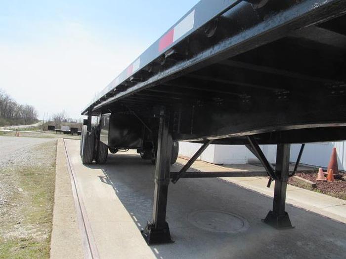 Used 2016 Great Dane Trailers 36' 6" X 102" Flatbed Moffett Trailer