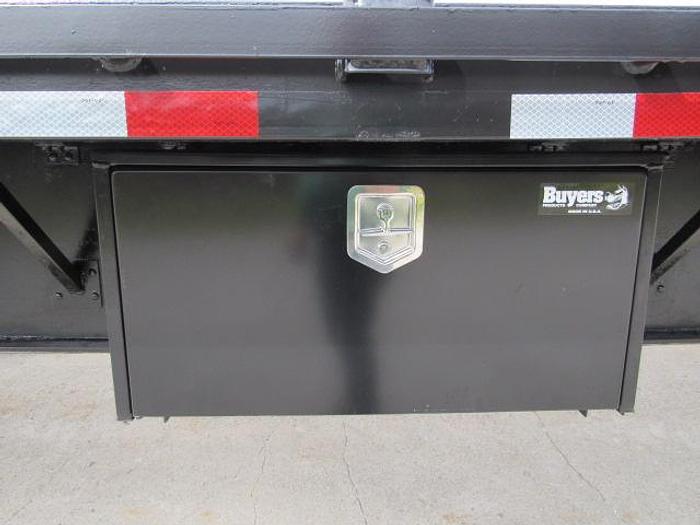 Used 2015 Great Dane Trailers 48' X 102" Flatbed Moffett Trailer