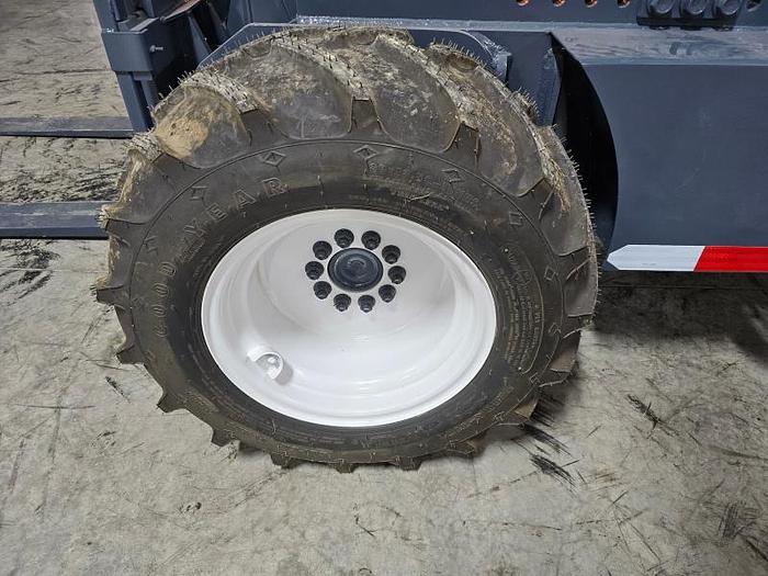 Used 2018 LOADMAC 825  2 Way Forklift w/Extended Reach