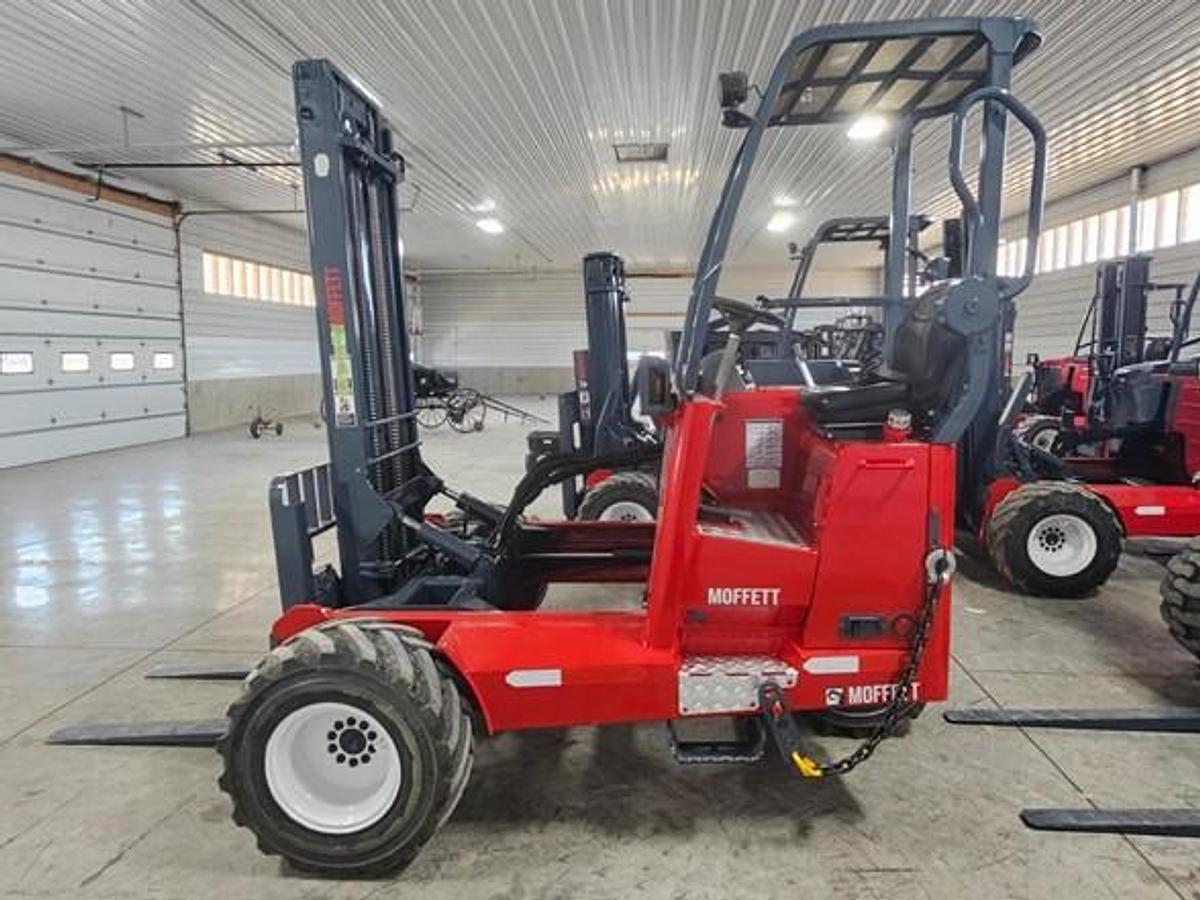 Used 2015 Moffett M8 70.3