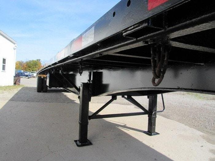 Used 2013 Utility 48' X 102 Princeton/Moffett Trailer