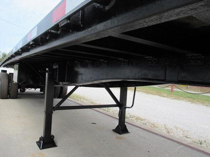 Used 2013 Great Dane Trailers 36' 6" X 102" Flatbed Moffett Trailer