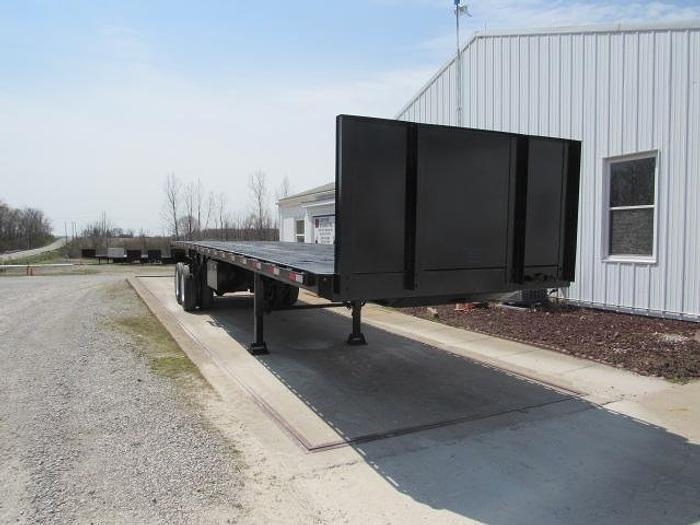 Used 2016 Great Dane Trailers 36' 6" X 102" Flatbed Moffett Trailer