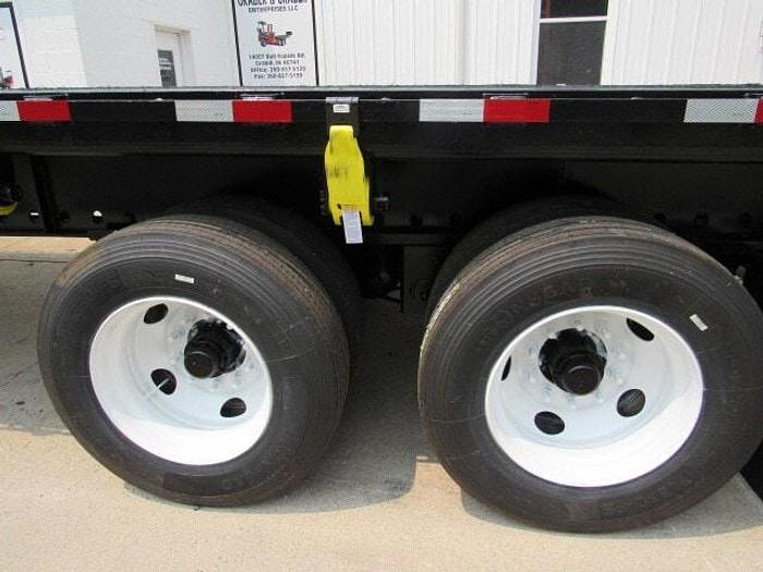 Used 2009 Great Dane Trailers 48' X 102" Flatbed Moffett Trailer