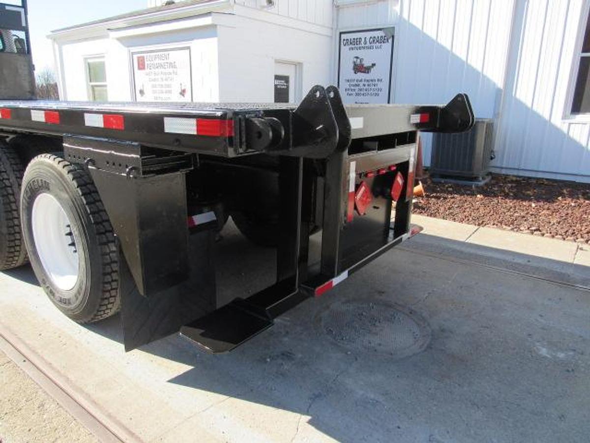 Used 2022 Freightliner M2 106