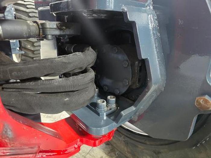 Used 2015 Moffett M8 55.4  4 Way